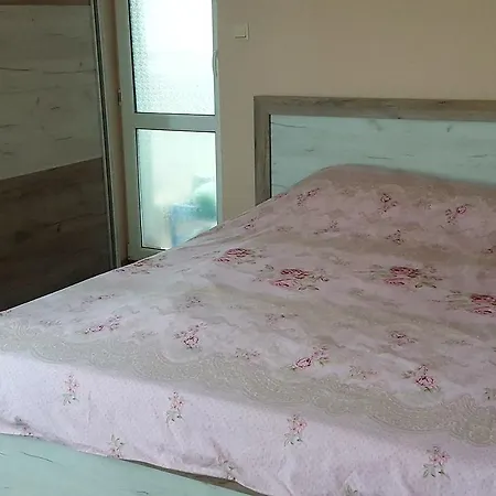 דירה Apartment Kostov סוזופול